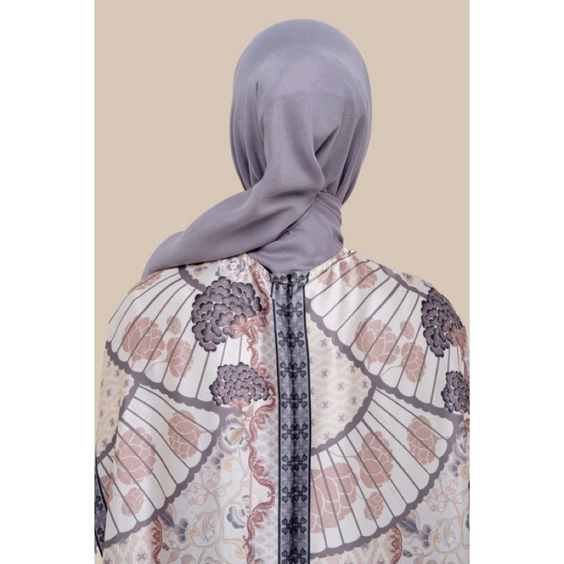 gayatri dress by wearing klamby