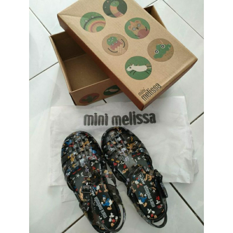 MINI MELISSA POSSESSION PRINT + MICKEY AND FRIENDS BLACK MULTICOLOR