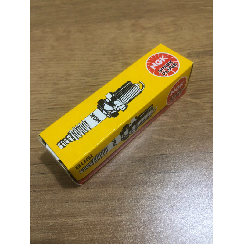 BUSI C7HSA , CR7HSA / NGK