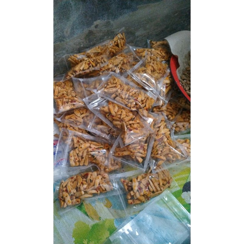 

basreng pedas daun jeruk kemasan 50gr