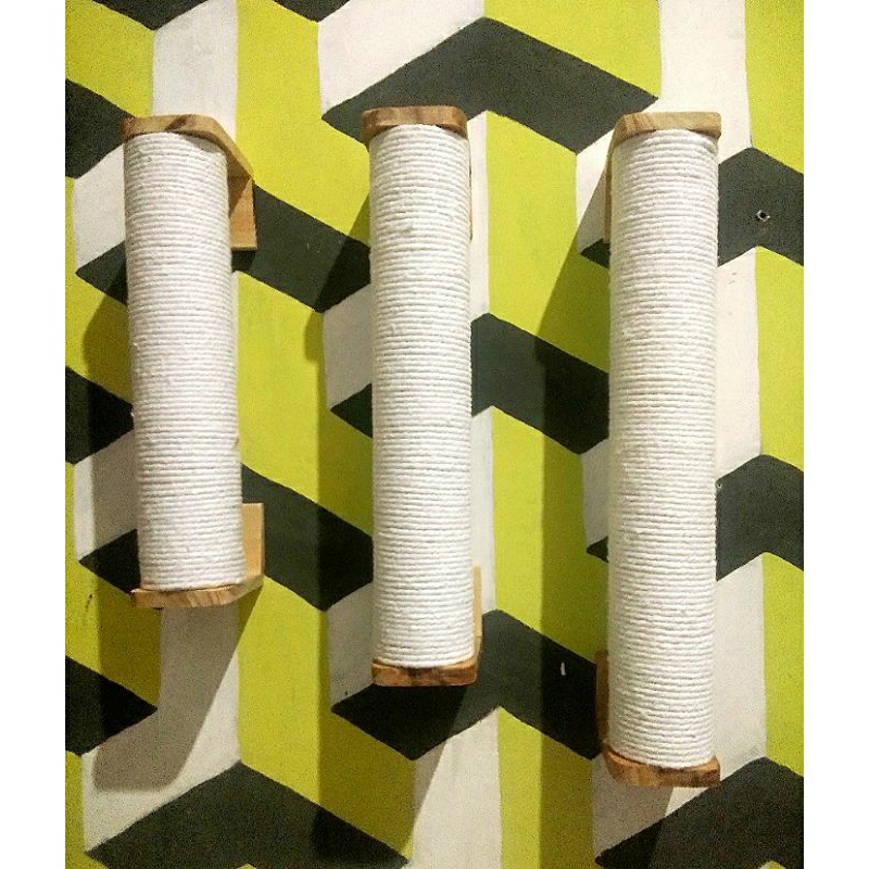 cat scratcher, garukan kucing, garukan kucing gantung, garukan kucing dinding. garukan kucing tempel