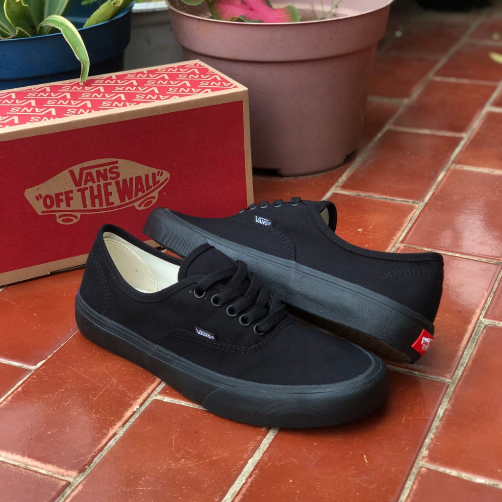 ( NEW BOX ) Sepatu pria wanita Vans Autentic Fullblack