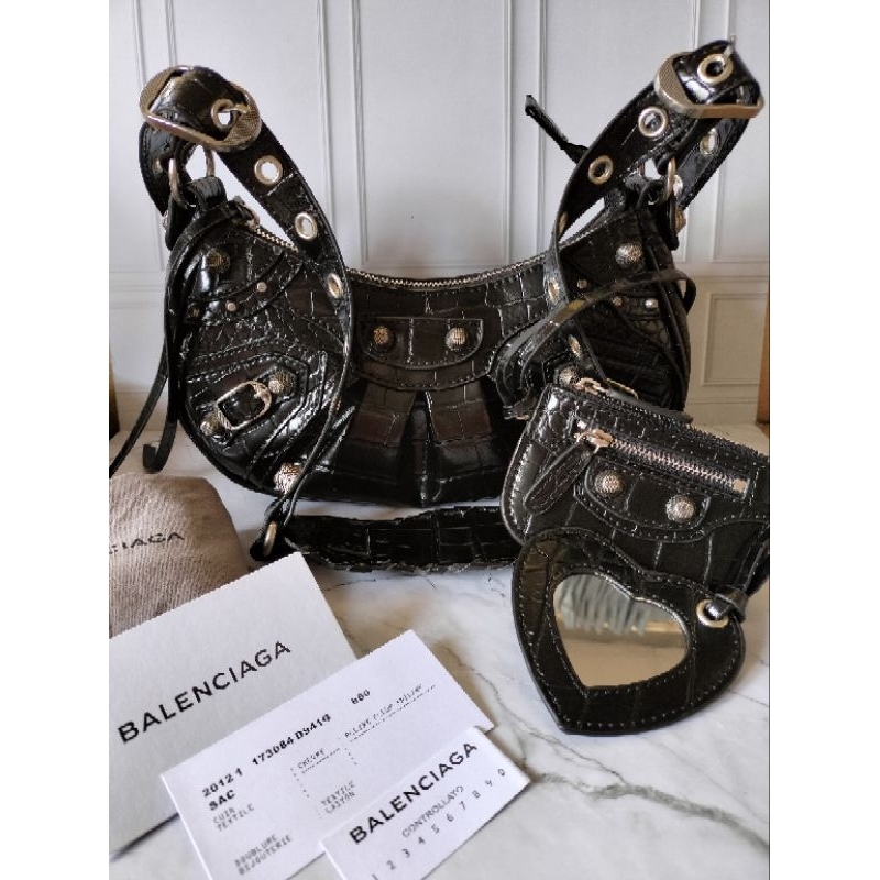 BALENCIAGA LE CAGOLE CROCO XS PRELOVED