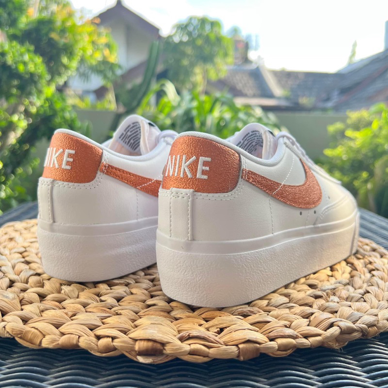 Sepatu Nike