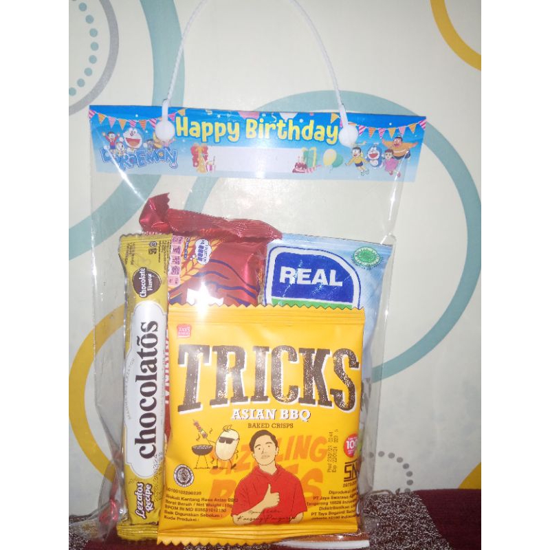 

Tas plastik ulang tahun