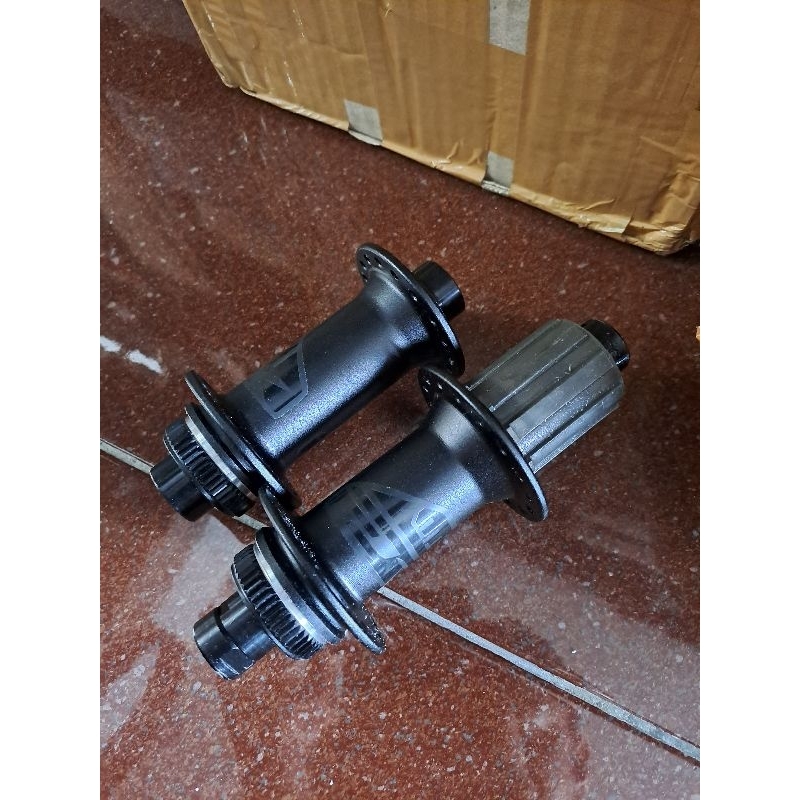 hub freehub entity centerlock 32 hole boost 148 / 110