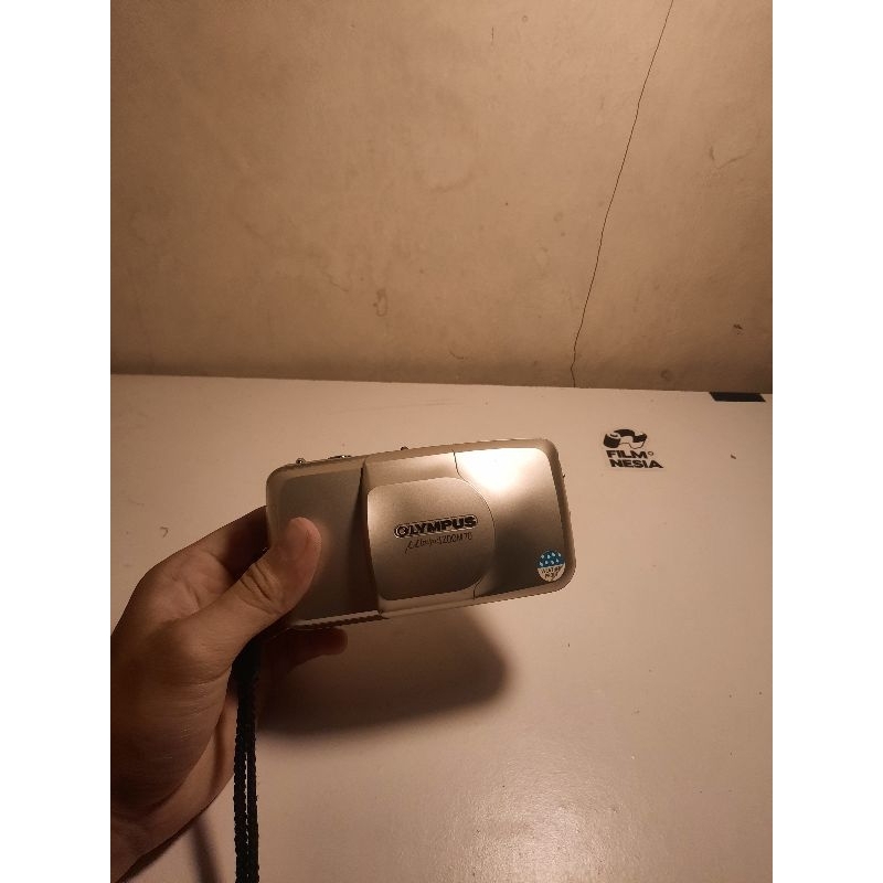 Olympus mju zoom 70G