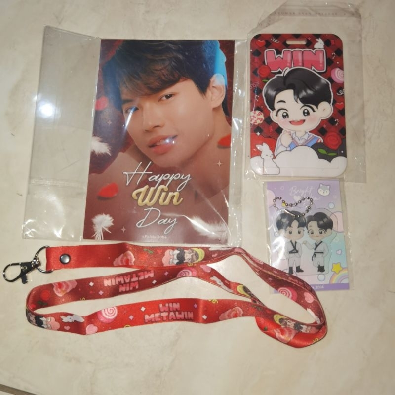 WTS READY STOCK INA CARD HOLDER CAHOL WIN METAWIN WITH STRAP DAN KEYRING KEYCHAIN BRIGHT WIN BW