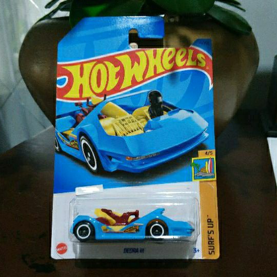 Hot Wheels Deora III Deora 3 Diecast