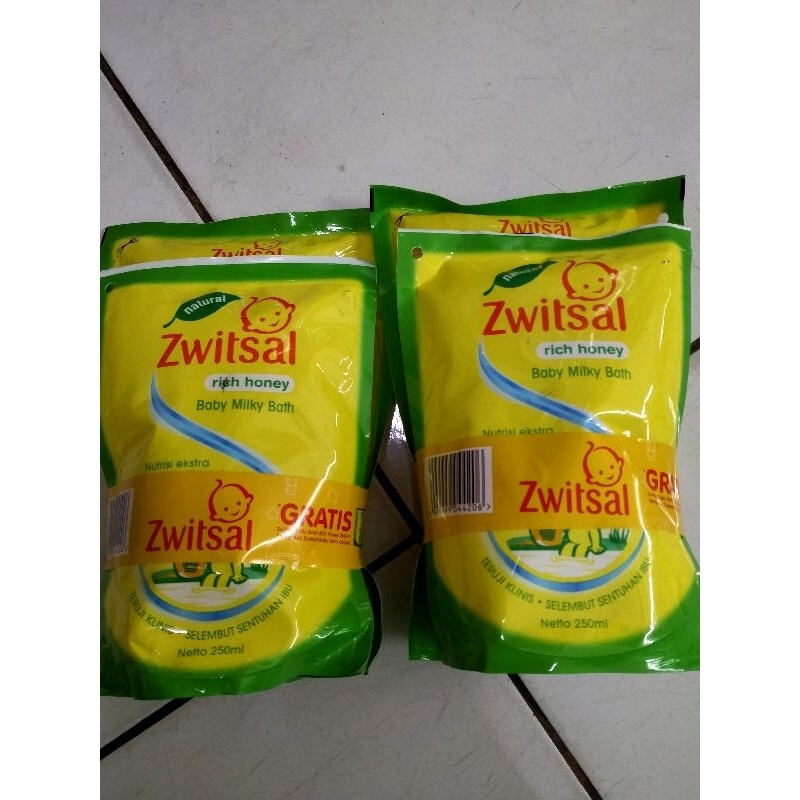 BELI 1 GRATIS 1 ZWITSAL BABY BATH ALOE VERA 450ML FREE MILK BATH HONEY 250ML