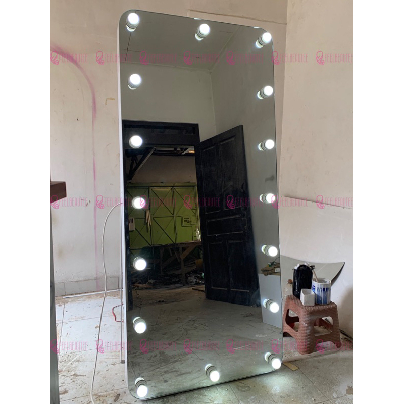 Cermin Full Body Standing Mirror Lampu Kaca Rias Kaki Roda Minimalis