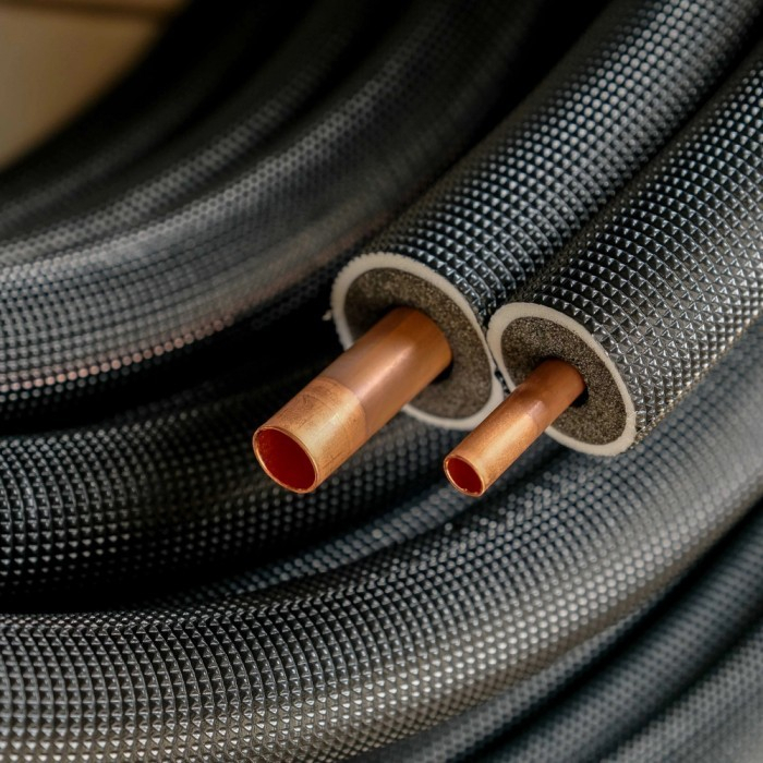 Pipa AC Zutto Black Deluxe Inverter 2,5 PK 1/4 5/8