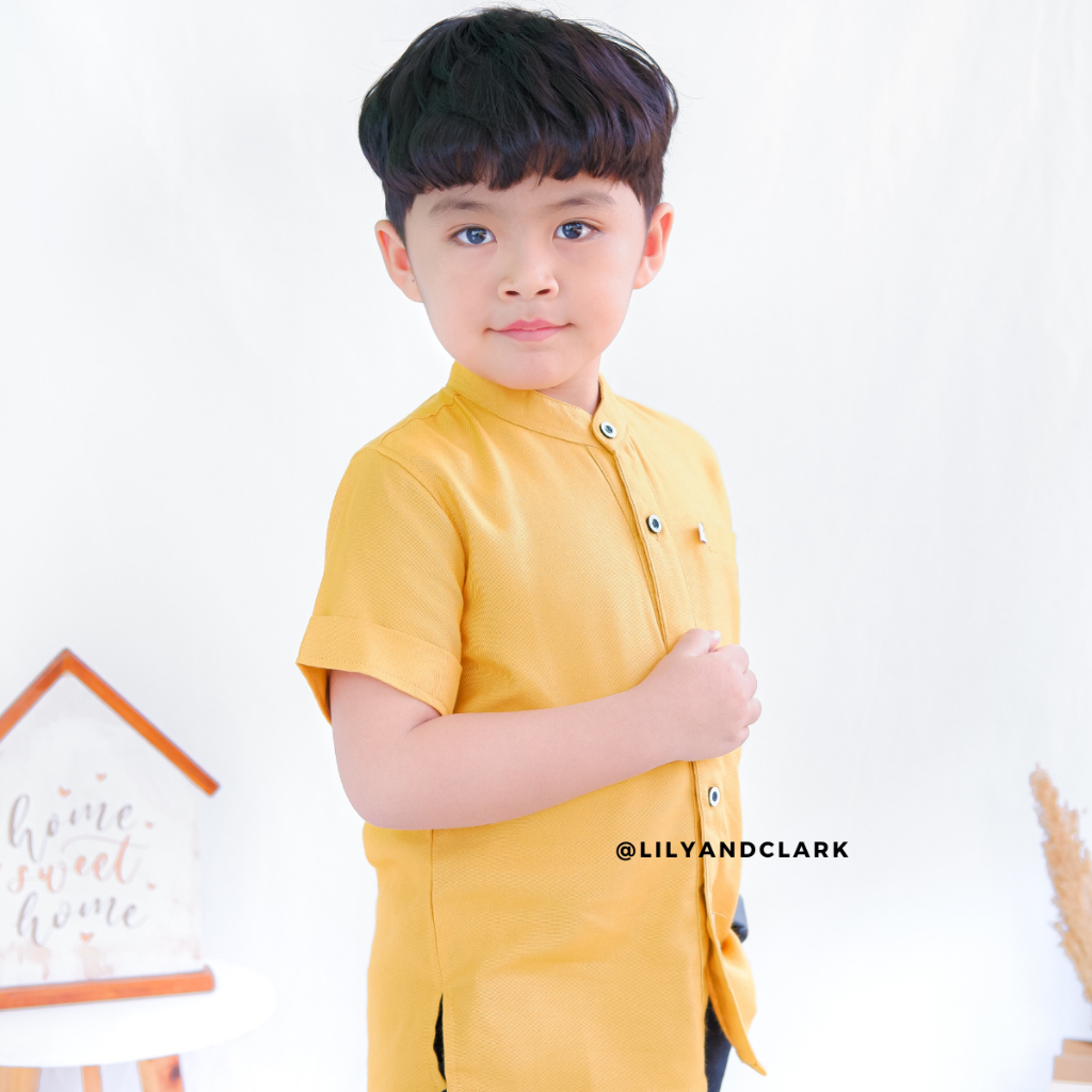 Lily and Clark Kemeja koko anak laki laki Basic Warna Mustard KL06