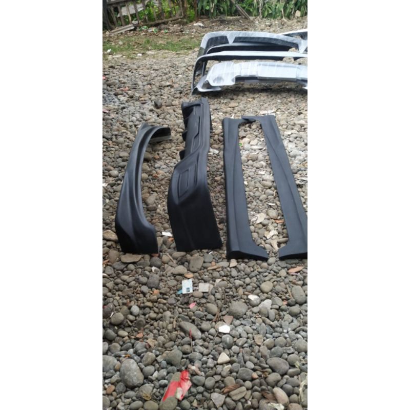 Bodykit avanza lama 2004 2011 avanza old blkng model yaris