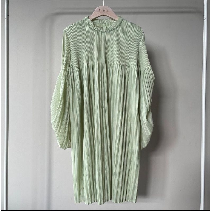 Preloved Pleats Premium Light Green
