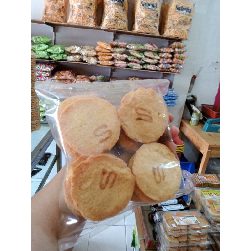

bolu kering S 200 gram