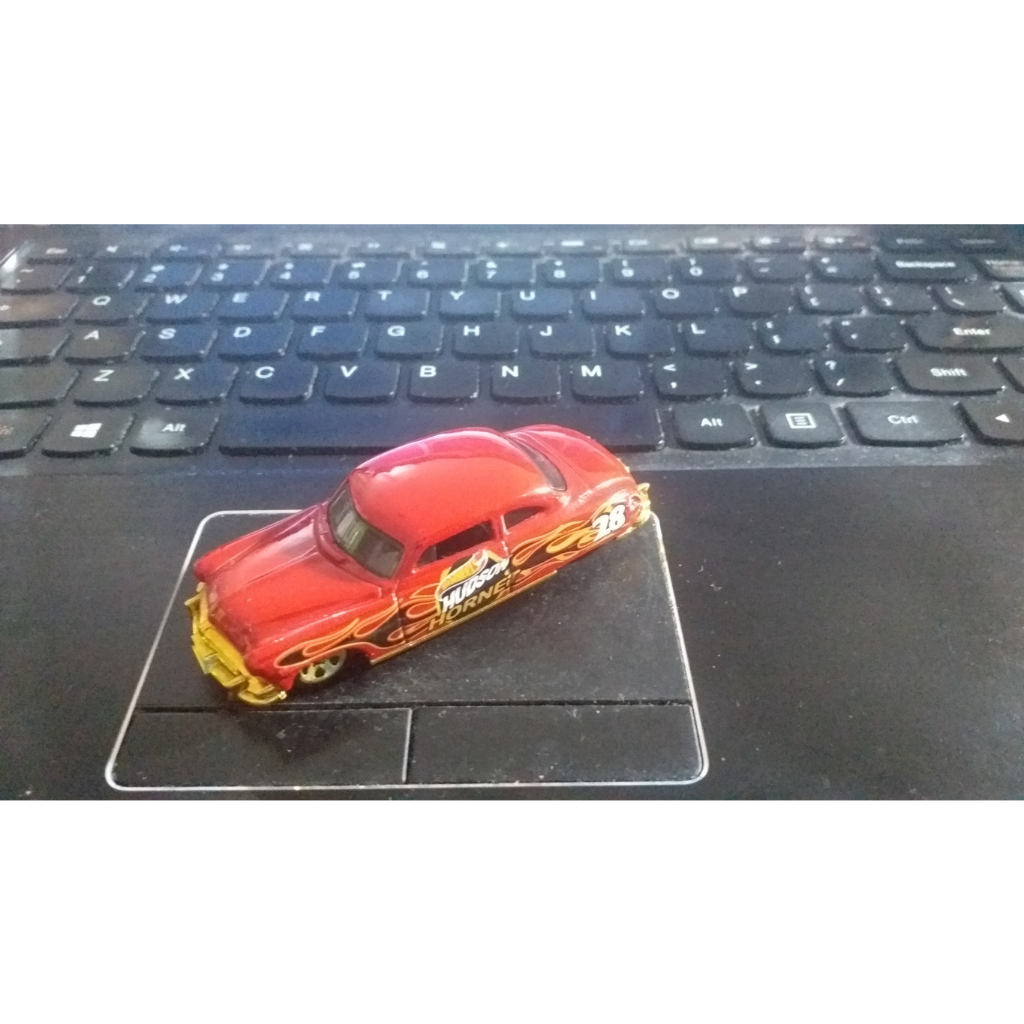 HOT WHEELS LOOSEHUDSON HORNET MERAH