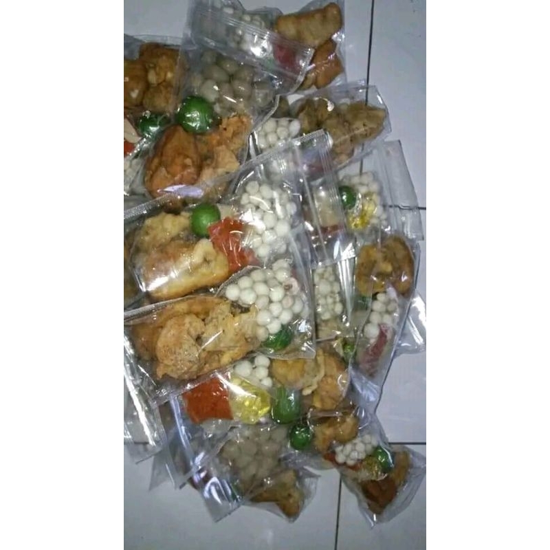 

Bakso Aci Muantull poll