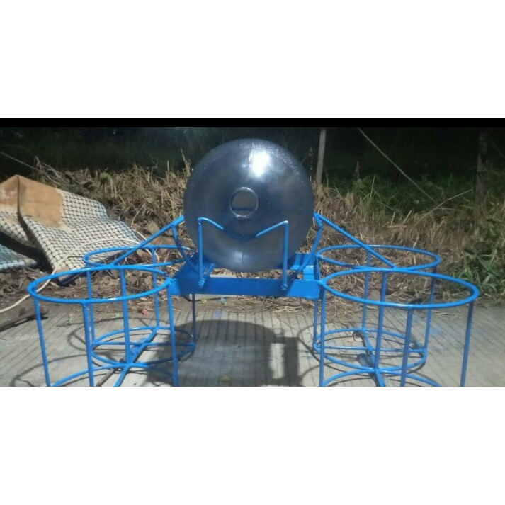 Keranjang galon besi