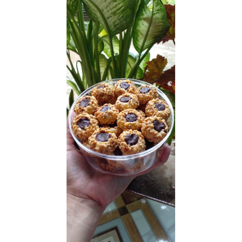 

Thumbprint kacang coklat