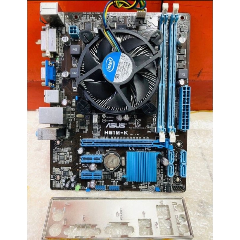 Paket mainboard lga 1155 h61 ddr3 prosesor core I5 2400 sama ram DDR3 8gb plus fan