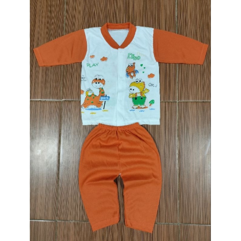 Setelan Baju Bayi Piyama Bayi Lengan Panjang Kancing Depan Motif Dino Usia 0-12 Bulan