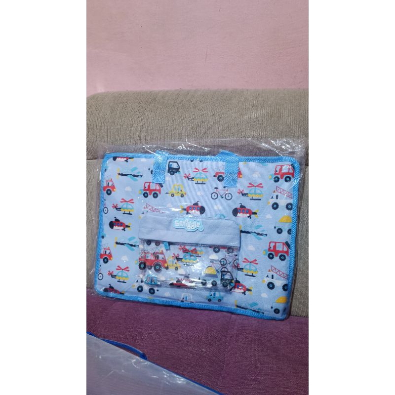 

BEST SELLER FOLIO BAG SMIGGLE MUAT BUKU LKS DLL