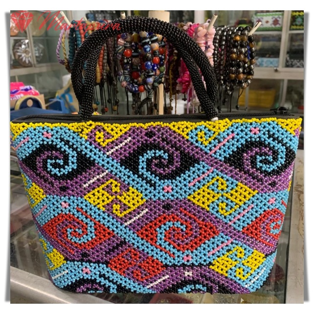 TAS0720 Tas Handbag Anyaman Manik-Manik Motif Kalimantan