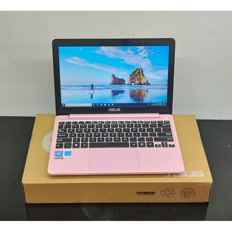 Laptop Asus vivobook E203NAH Intel Celeron RAM 2 GB SSD 240 GB