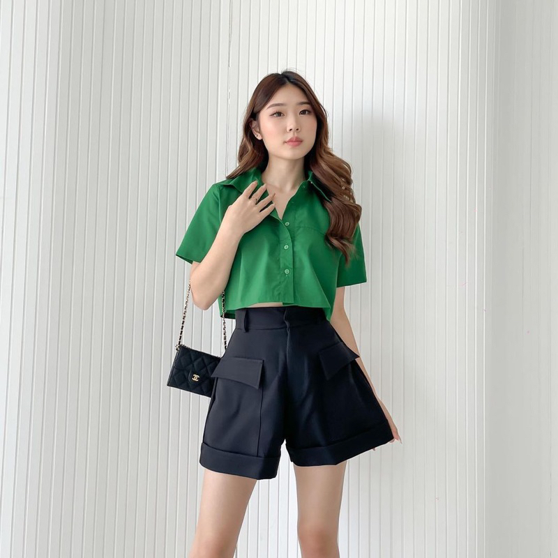 FRODE BASIC CROP TOP - BLOUSE WANITA OVERSIZE PREMIUM KOREA - KEMEJA PESTA - KEMEJA KANTOR WANITA - TOP BASIC MEWAH BUSUI FRIENDLY - ATASAN UNTUK KONDANGAN - TOP SEXY - HADIAH / KADO ULTAH UNTUK CEWEK