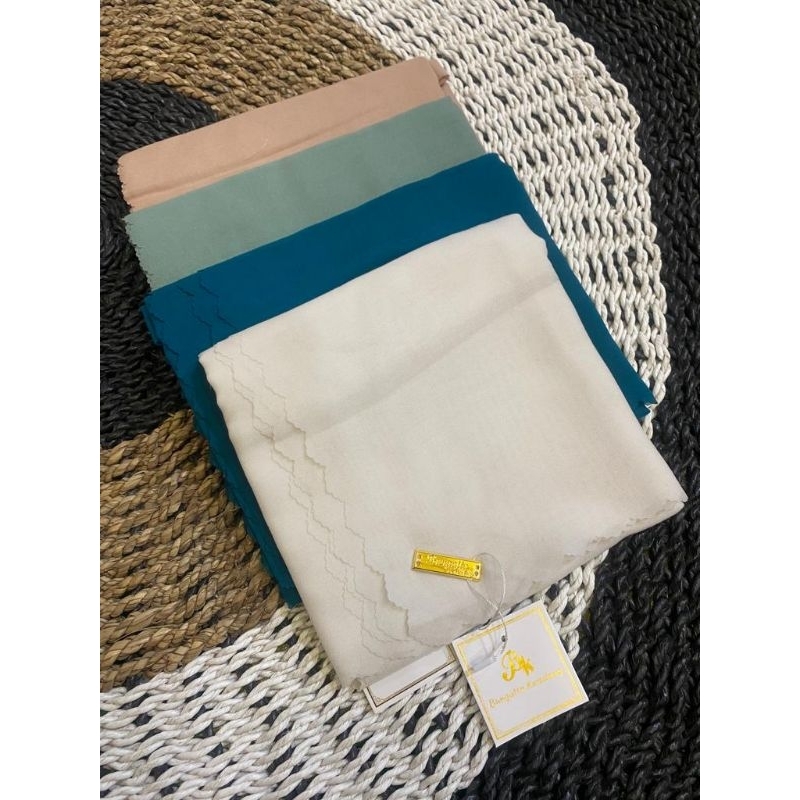 Bungatta Kerudung Polos