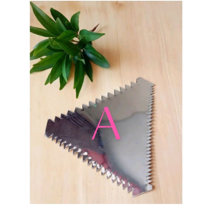 Scrapper pemotong adonan kue/Scrapper kue