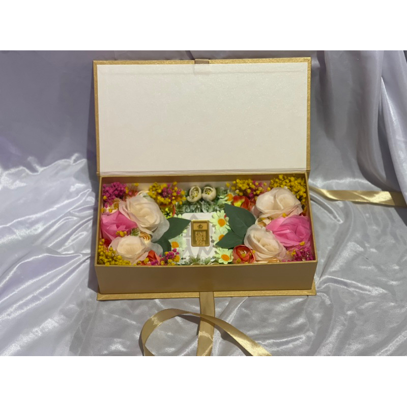 

flower gift box