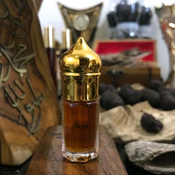 Golden Oud Minyak Gaharu Premium 3ml free gaharu 10gr Ori