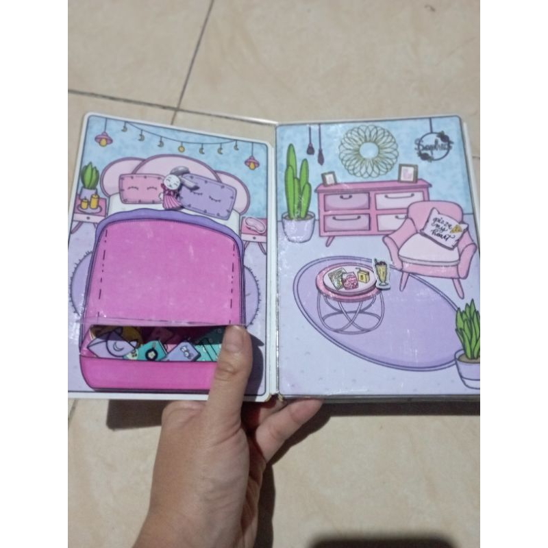 

dolbook house purple