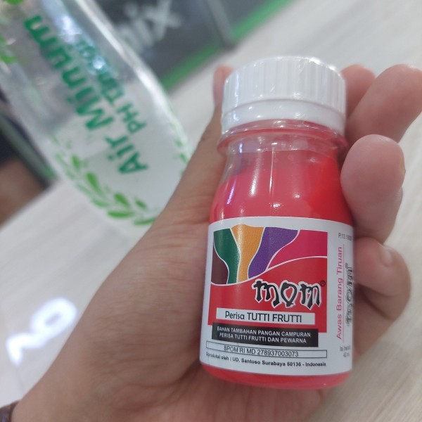 

⭐STAR TERLARIS ⭐Perisa / Essence MOM 40ML rasa FRAMBOZEN untuk ES / Minuman / KUE dan PUDDING sejak tahun 1970