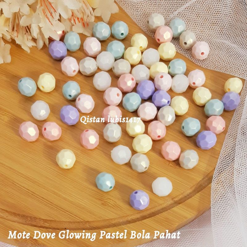 Mote-Mote Dove Glowing Pastel