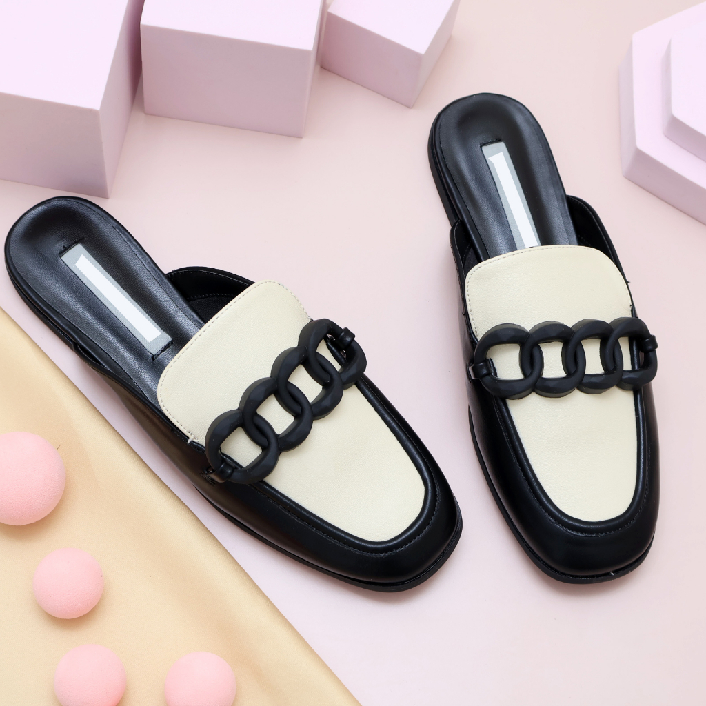 [ NEW ] Sepatu Mules Wanita C*K 488 - SNR Flat 1,5cm