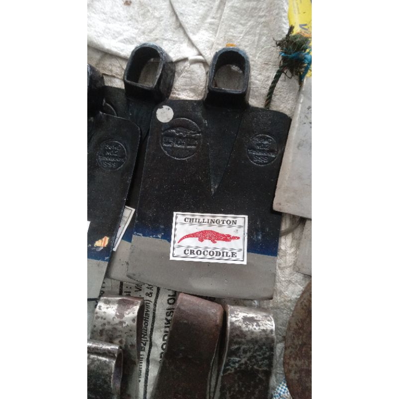 Cangkul Cap Buaya Original SSS