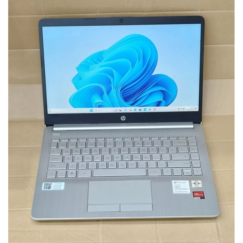 Laptop hp 14s-DK1506AU AMD athlon gold RAM 4 GB SSD 512 GB