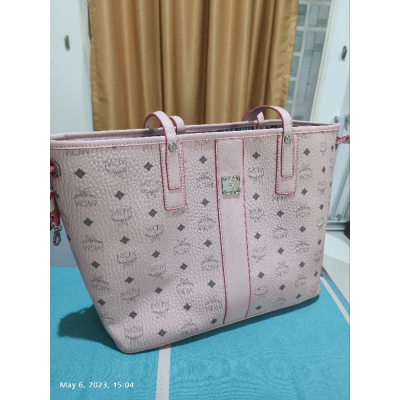 Preloved like new MCM mirror tote bag pink