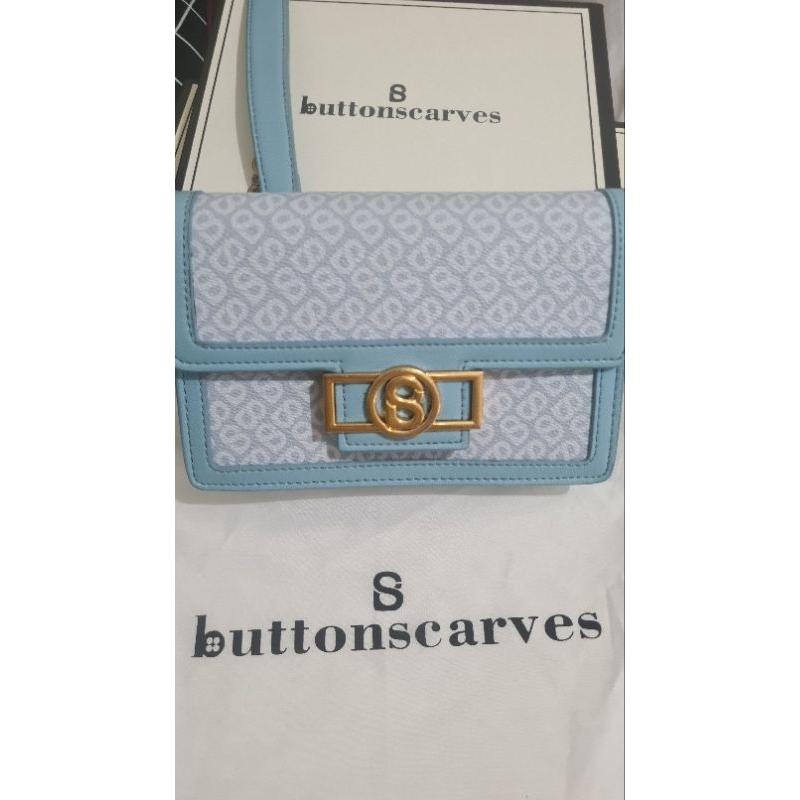Izzy sling bag paling cute! #tasbuttonscarves #buttonscarves