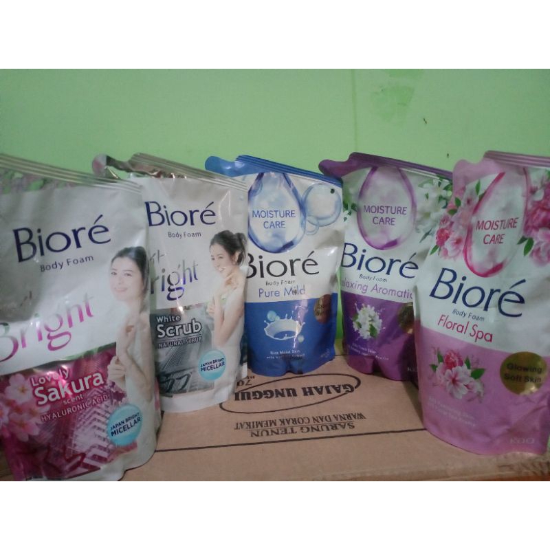 SABUN MANDI CAIR BIORE 400/450ml