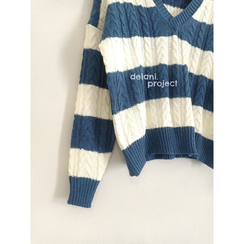 Noha Sweater Stripe Delani.Project