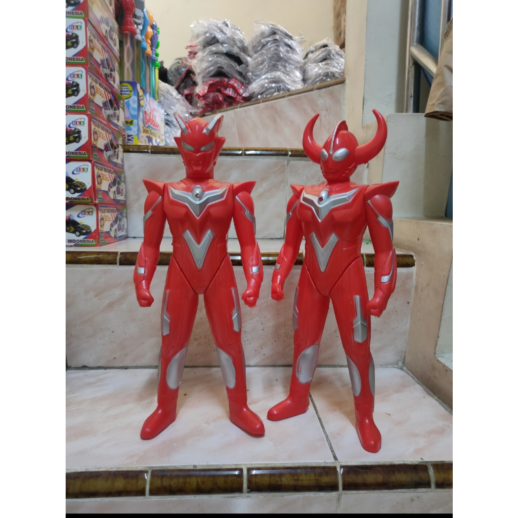 Mainan Ultraman Figure 39cm Lampu dan Bunyi