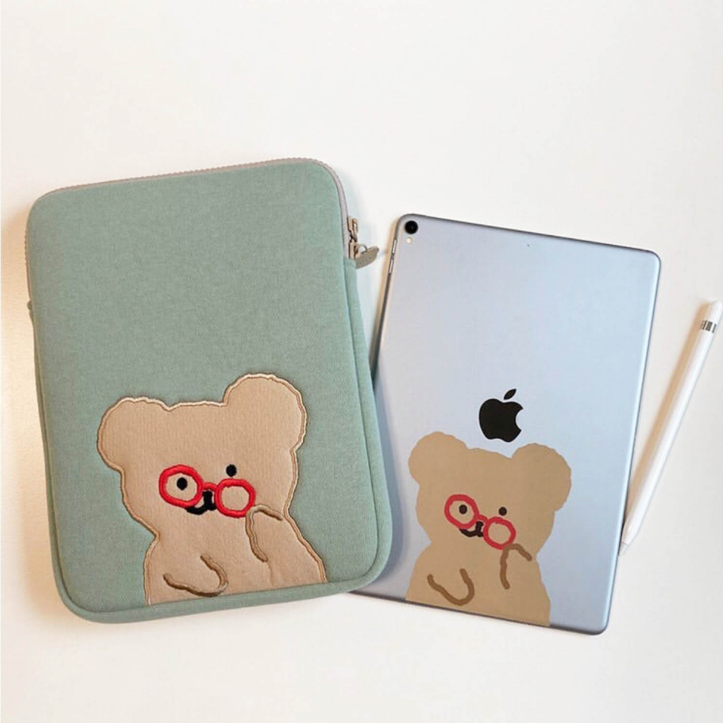 Sleeve Pouch Sarung Tas Bag Case Ipad Tab Tablet Macbook Air Pro Laptop Asus Acer Lenovo HP Huawei 11 12 13 14 15 inch Motif Gambar Beruang Bear Warna Hijau Lucu Cute Murah Korean Model