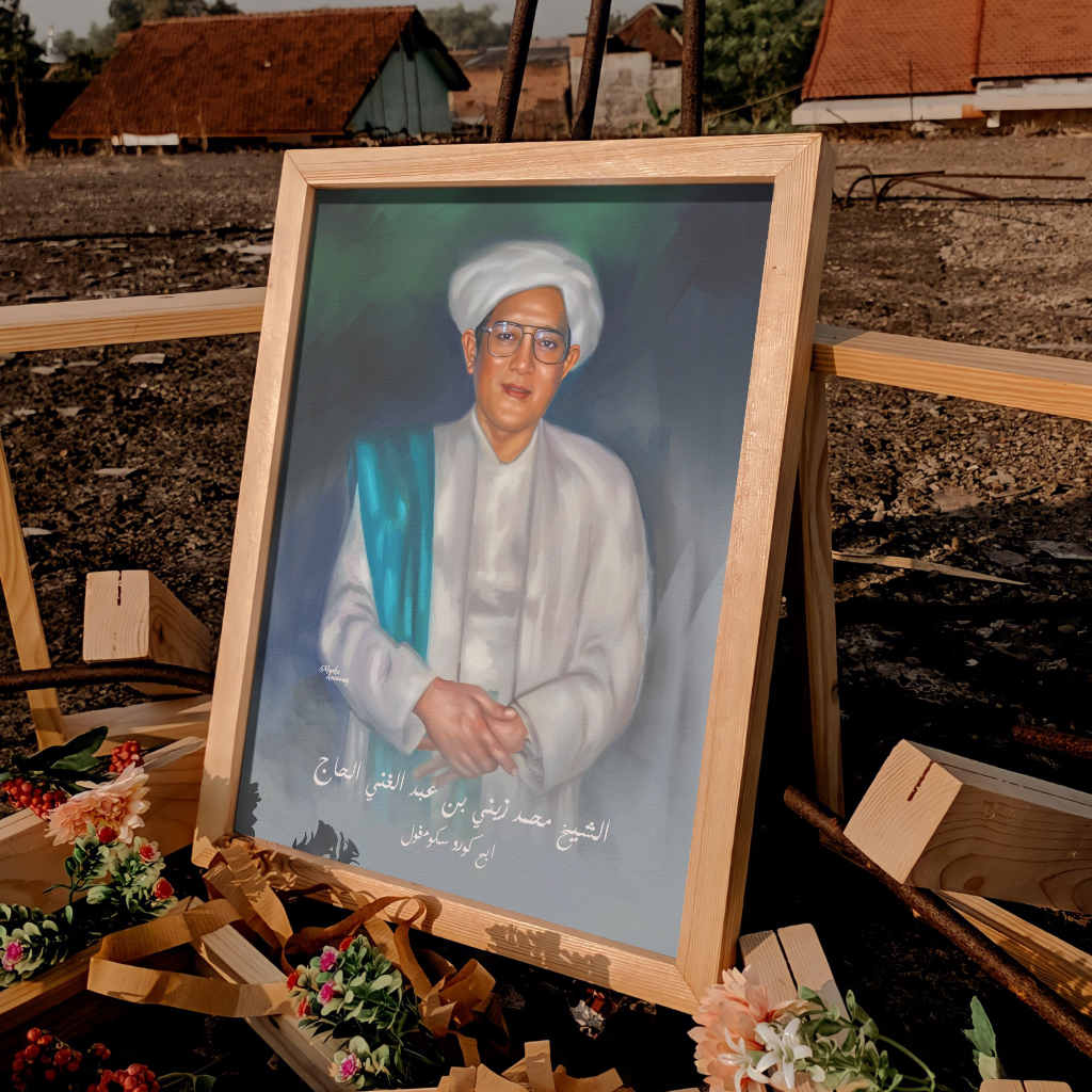 LUKISAN ABAH GURU SEKUMPUL ( KH. MUHAMMAD ZAINI ABDUL GHANI) DI PAPAN MDF UKURAN + PIGURA KAYU