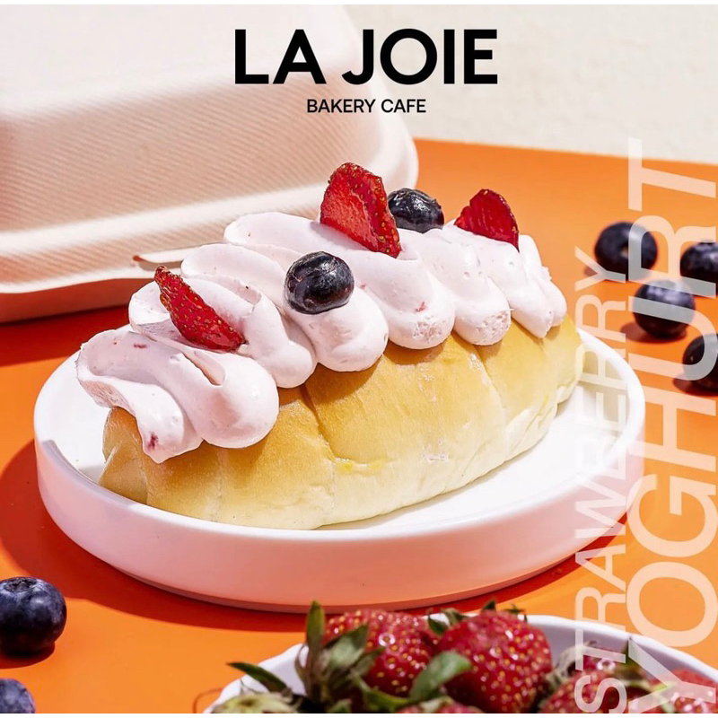 JASTIP LA JOIE By Prilly Latuconsina (croissant)