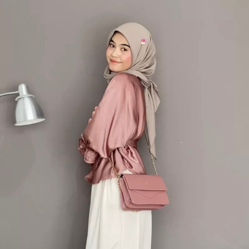 MARA BLOUSE SATIN - Cirebon Cloth