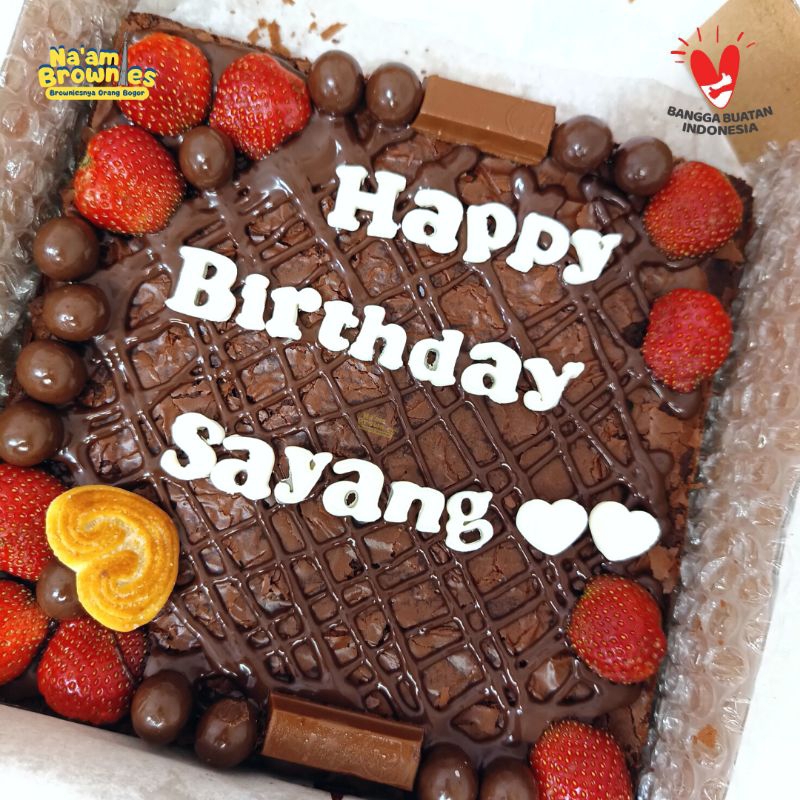 (KHUSUS INSTAN) KUE BROWNIES GLAMOURY PANGGANG TOPPING STRAWBERRY